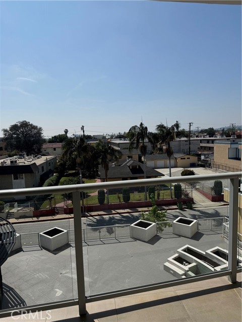 Detail Gallery Image 26 of 29 For 210 N Monterey St #407,  Alhambra,  CA 91801 - 1 Beds | 2 Baths