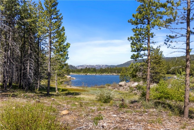 Detail Gallery Image 3 of 24 For 11640 Mcclintock, Truckee,  CA 96161 - 3 Beds | 3/1 Baths