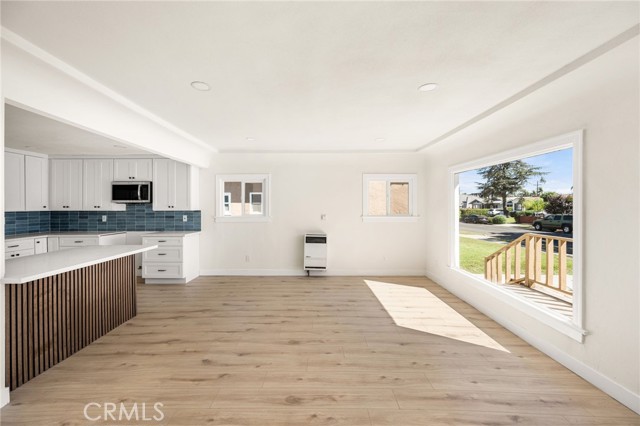 2047 West 78th photo 5
