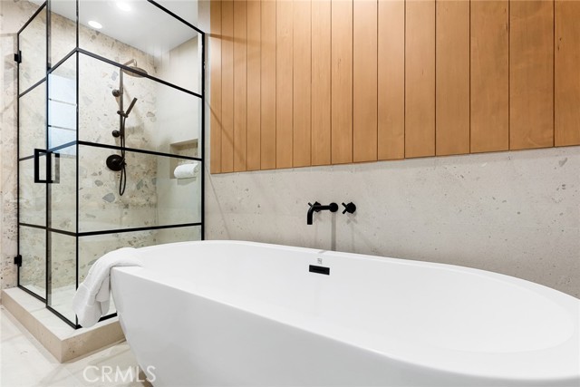 4885 Winnetka Avenue, Woodland Hills CA: https://media.crmls.org/medias/1ae7df52-f023-458e-bb20-b62486327eb1.jpg