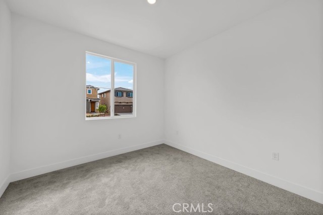 Detail Gallery Image 6 of 22 For 33314 Celadon Ave, French Valley,  CA 92695 - 3 Beds | 2/1 Baths