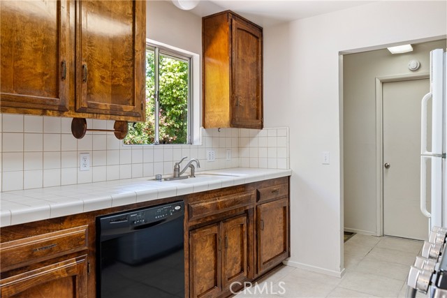 Detail Gallery Image 15 of 56 For 8960 Azucena Ave, Atascadero,  CA 93422 - 3 Beds | 2 Baths