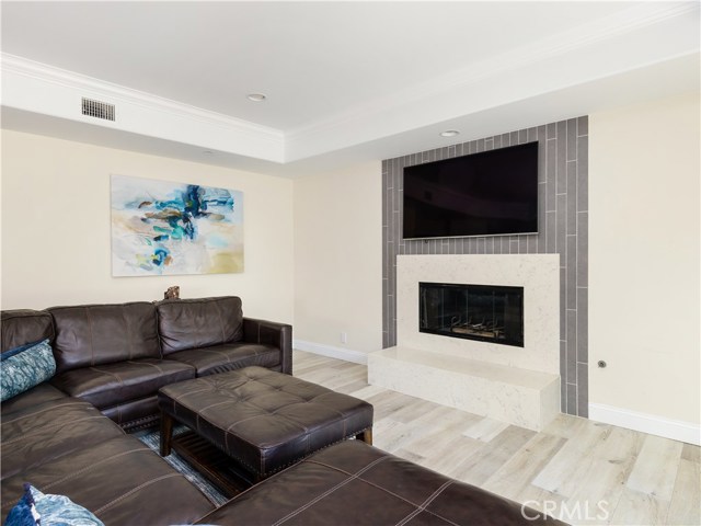 534 Francisca Avenue, Redondo Beach, California 90277, 5 Bedrooms Bedrooms, ,3 BathroomsBathrooms,Residential,Sold,Francisca,SB20239752