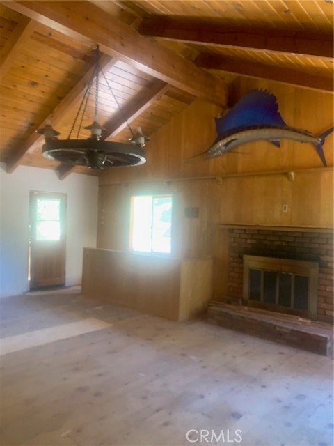 33254 Wild Rose Drive, Green Valley Lake CA: https://media.crmls.org/medias/1aeac2b1-9d93-4eee-ad15-27bb3beaed59.jpg