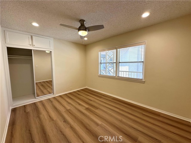 1436 S Holt Avenue, Los Angeles CA: https://media.crmls.org/medias/1aeb36b0-a166-4858-8e99-a46e83720a01.jpg