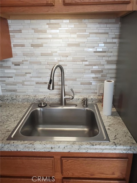 24 Roswell Avenue, Long Beach CA: https://media.crmls.org/medias/1aeb3c2a-b871-4dc7-b6d0-8bab138b672f.jpg