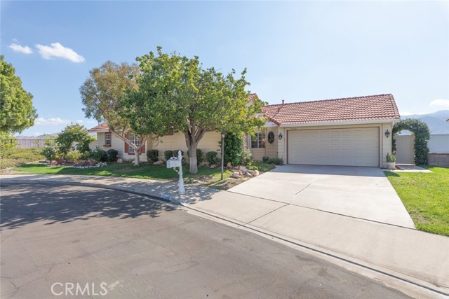 Detail Gallery Image 5 of 41 For 23044 Canyon Hill Dr., Corona,  CA 92883 - 3 Beds | 2 Baths