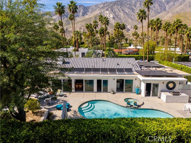 Detail Gallery Image 2 of 75 For 2736 S Camino Real, Palm Springs,  CA 92264 - 4 Beds | 3 Baths