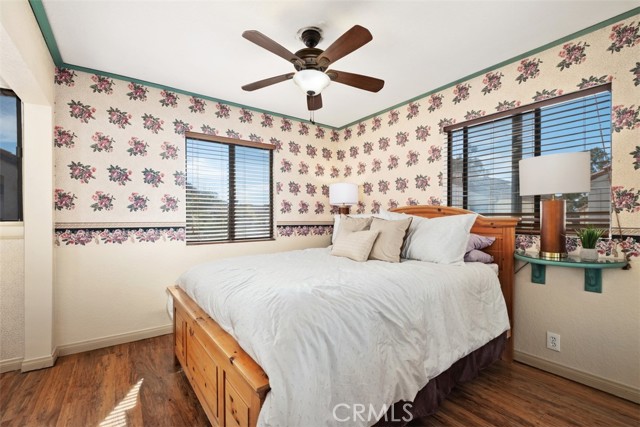 Image 16 of 28 For 1945 Sundance