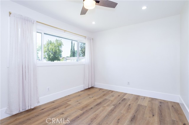 Detail Gallery Image 20 of 53 For 20133 Superior St, Chatsworth,  CA 91311 - 4 Beds | 3 Baths