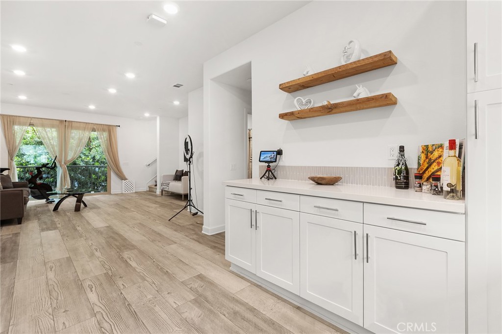 4374 Nautilus - photo 8