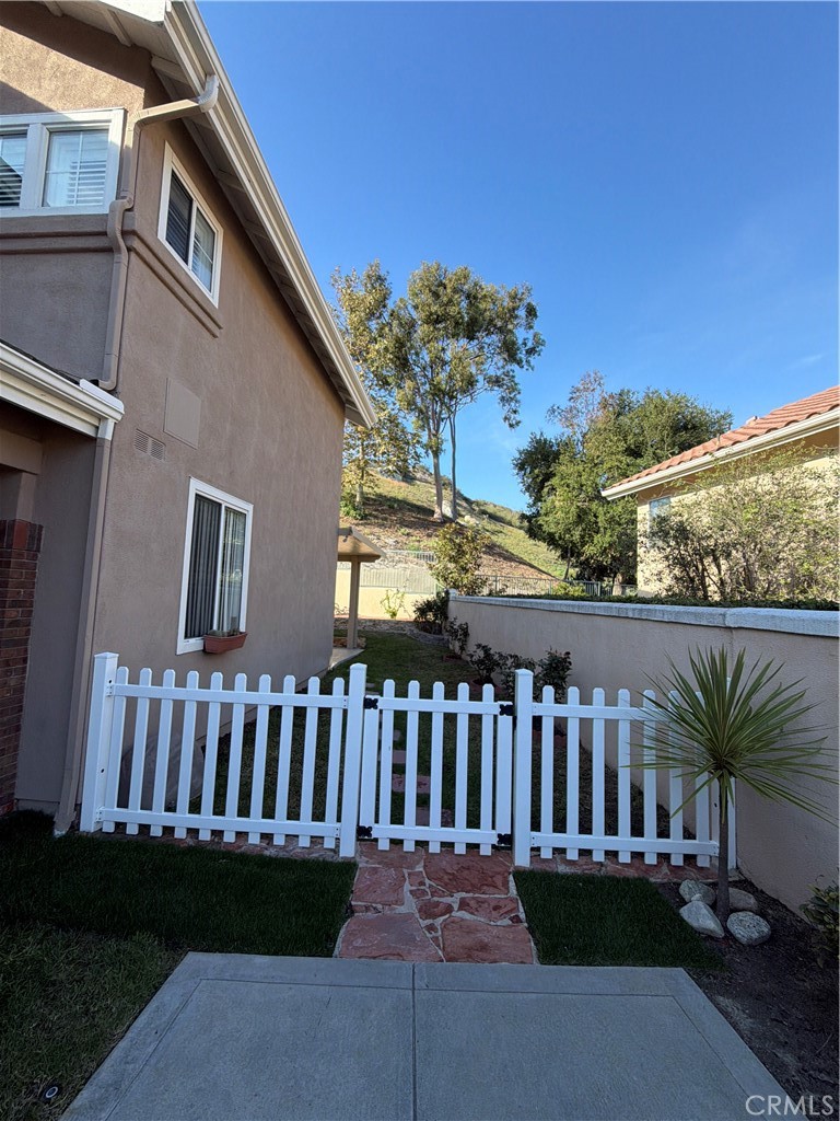 MLS #CV25266098 image #8