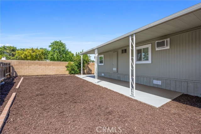 Detail Gallery Image 34 of 52 For 188 Kings Ln, Bakersfield,  CA 93308 - 2 Beds | 1 Baths