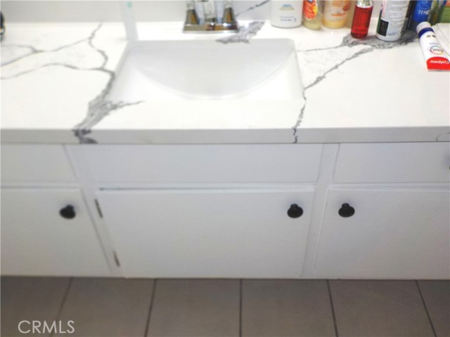 1676 Dumbarton Avenue, San Bernardino CA: https://media.crmls.org/medias/1aed9922-093b-476c-8f05-1d51b4bb5143.jpg