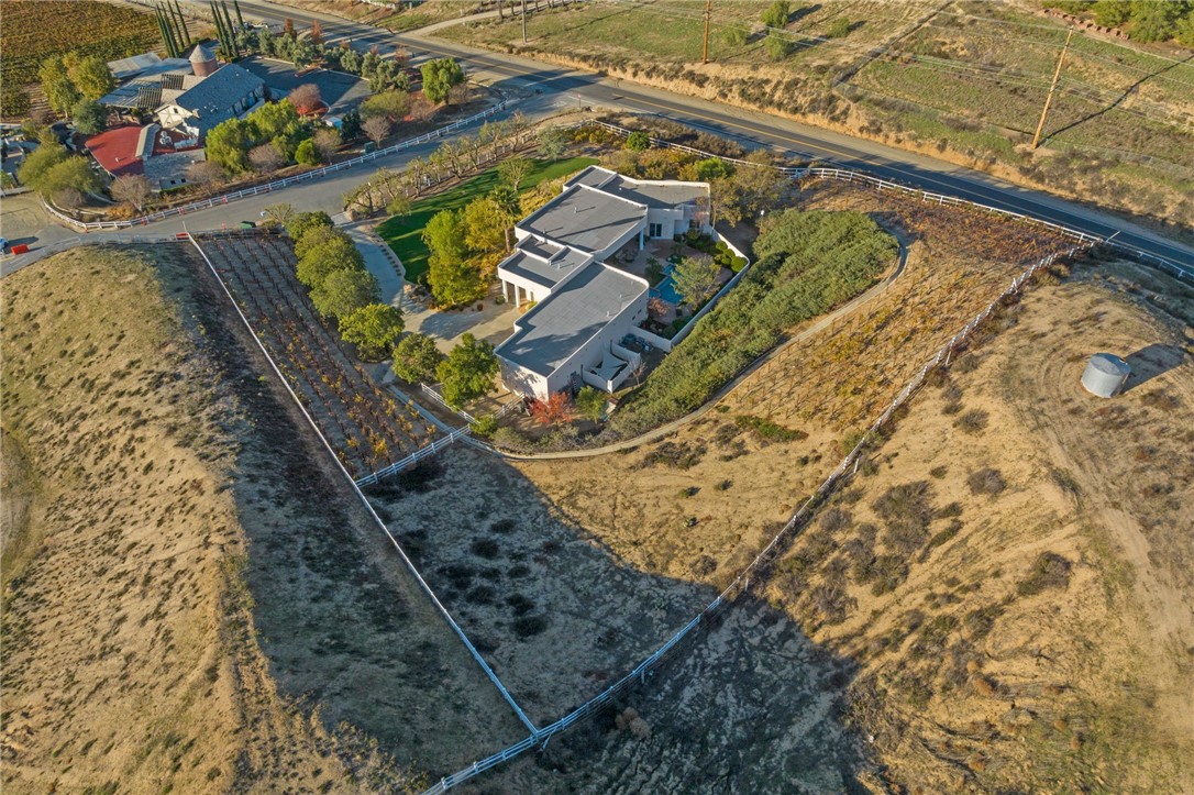 Detail Gallery Image 16 of 71 For 36990 Los Alamitos Dr, Temecula,  CA 92592 - 3 Beds | 2/1 Baths