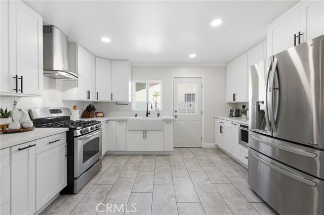 Detail Gallery Image 7 of 30 For 1300 Bluebell, Oxnard,  CA 93036 - 4 Beds | 2 Baths