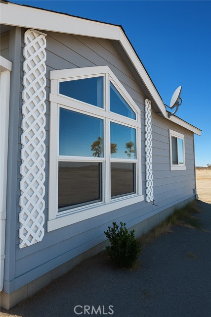 Detail Gallery Image 2 of 22 For 13130 Evergreen, Pinon Hills,  CA 92372 - 3 Beds | 2 Baths