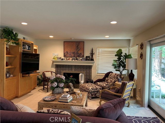 6335 Germania Court, Agoura Hills CA: https://media.crmls.org/medias/1aeebeae-8c9d-41fe-b22c-ef511655e16b.jpg