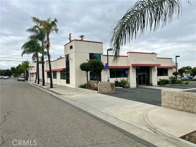 175 E 9th Street, Corona, California 92879, ,Commercial Lease,For Rent,175 E 9th Street,CRSR24049207