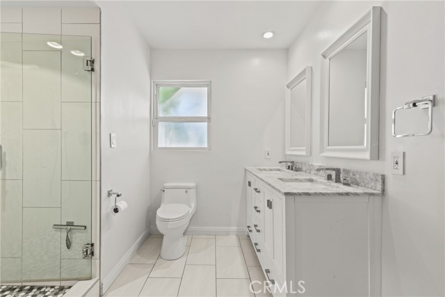 Detail Gallery Image 22 of 28 For 4506 El Abaca Pl, Tarzana,  CA 91356 - 4 Beds | 2/1 Baths