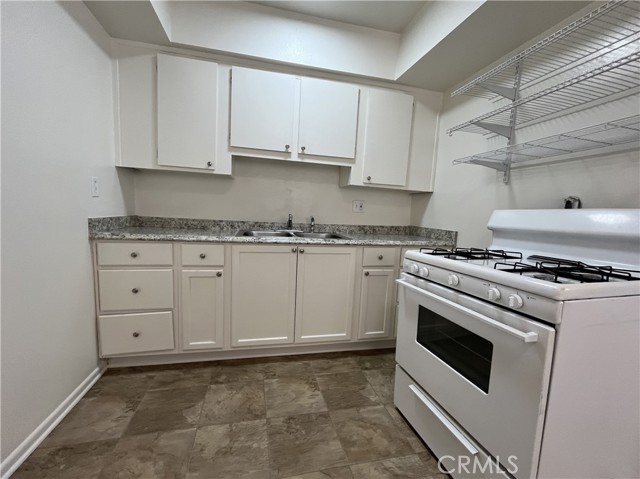 Detail Gallery Image 7 of 13 For 1342 Agate Ave 1a,  Mentone,  CA 92359 - 2 Beds | 1 Baths