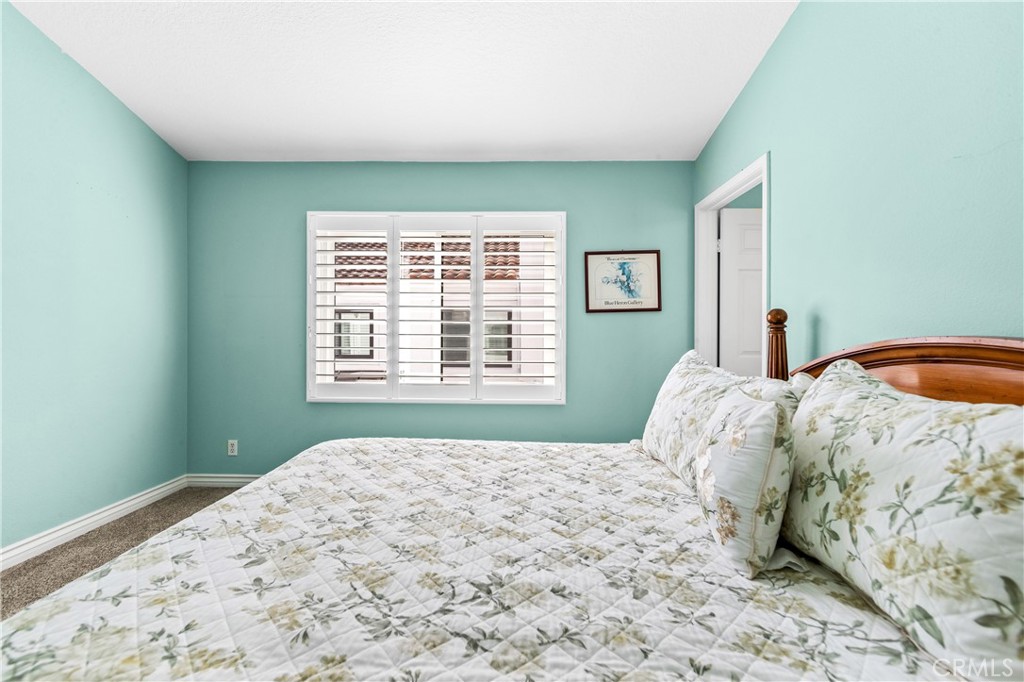 MLS #OC25270158 image #38