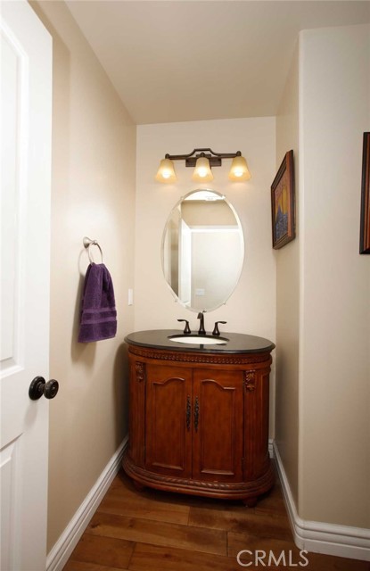 Detail Gallery Image 15 of 51 For 1595 E Avenida De Las Flores, Thousand Oaks,  CA 91362 - 4 Beds | 4/1 Baths