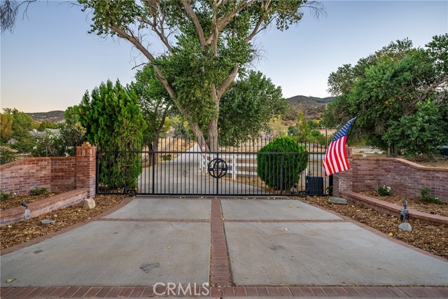 Detail Gallery Image 58 of 62 For 10010 Leona Ave, Leona Valley,  CA 93551 - 4 Beds | 3 Baths