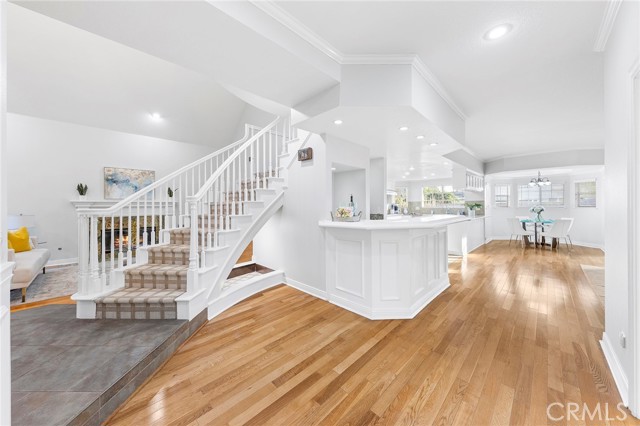 338 Laurel Avenue, Arcadia CA: https://media.crmls.org/medias/1af0c07c-86e8-4311-860d-542a62e83051.jpg