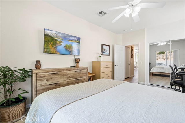 29508 Alyssum Lane, Canyon Country CA: https://media.crmls.org/medias/1af11b59-05e8-4c58-824b-4f4721626647.jpg
