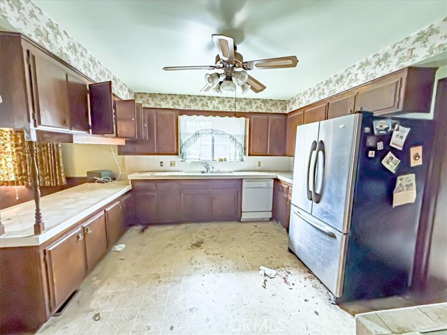 Detail Gallery Image 14 of 48 For 12582 Monte Vista, Chino,  CA 91710 - 3 Beds | 2 Baths