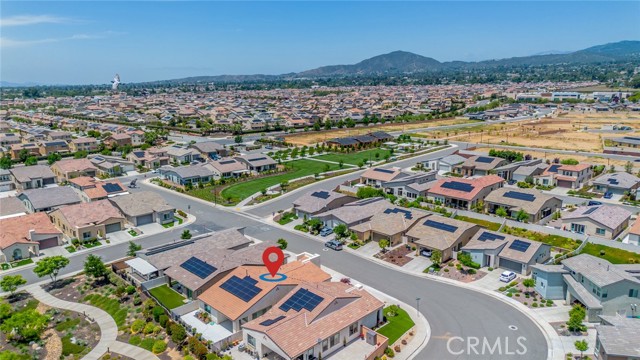 1521 Summerfield Way, Beaumont CA: https://media.crmls.org/medias/1af18bc5-c13f-4139-a097-66d9488b28ef.jpg