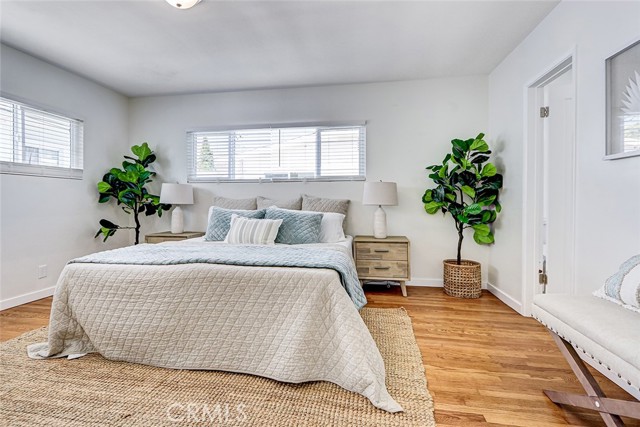 426 S Broadway, Redondo Beach CA: https://media.crmls.org/medias/1af29bd1-68ac-416b-b8bc-746f5d7bc8ee.jpg