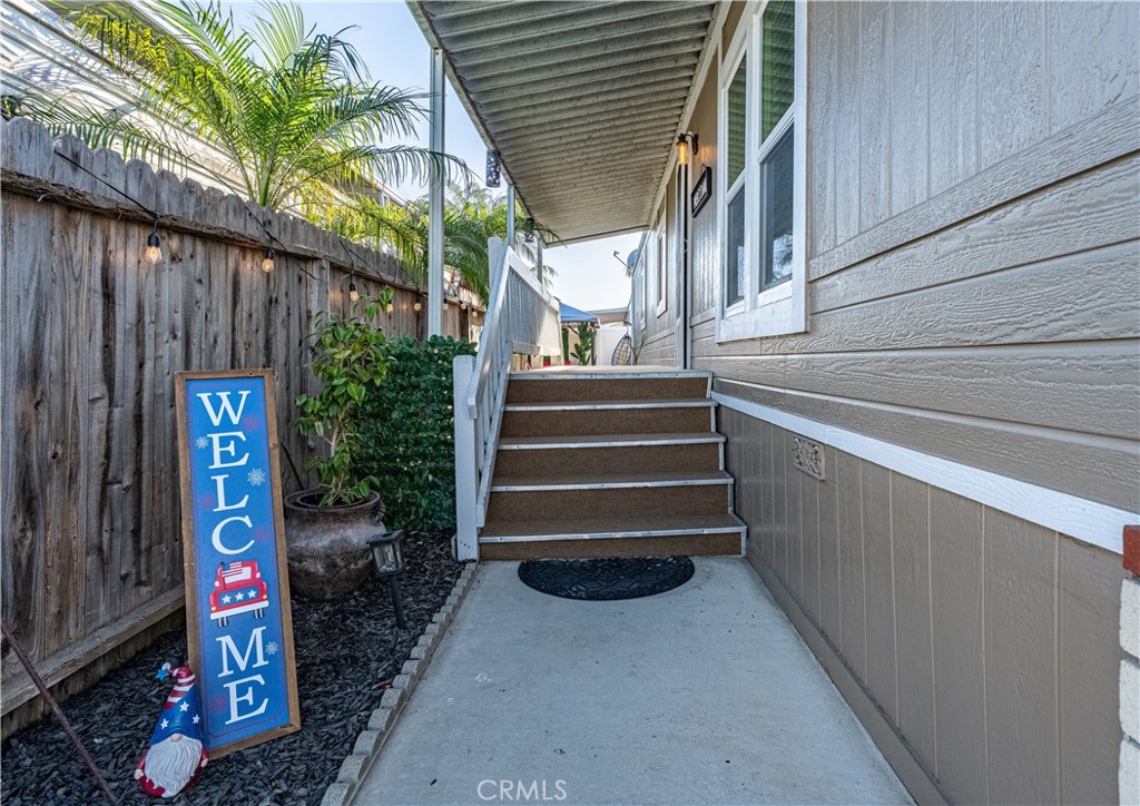 MLS #OC26150574 image #3