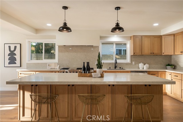 Detail Gallery Image 7 of 28 For 13601 Carrol Way, Tustin,  CA 92870 - 4 Beds | 2/1 Baths