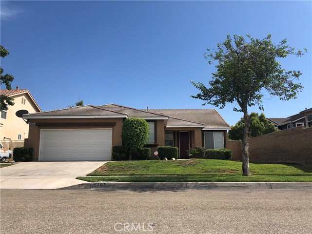 15707 Athena Dr, Fontana, CA 92336