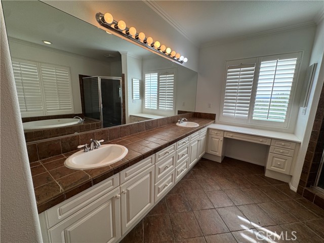 Detail Gallery Image 34 of 57 For 22219 Trinity Pl, Saugus,  CA 91390 - 5 Beds | 3 Baths