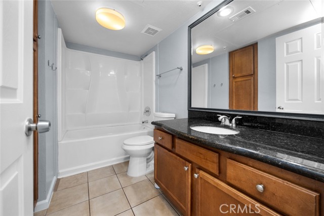 1995 Las Colinas Circle, Corona CA: https://media.crmls.org/medias/1af5d059-9931-4459-80b9-677afc22a9a6.jpg