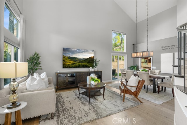 Detail Gallery Image 4 of 58 For 20776 Shadow Rock, Trabuco Canyon,  CA 92679 - 5 Beds | 3 Baths