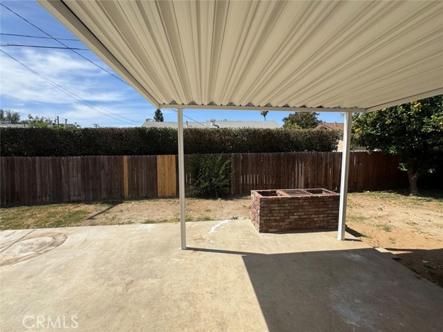 8667 Colorado Avenue, Riverside CA: https://media.crmls.org/medias/1af695d6-c360-45b0-9b71-0541cc695bd8.jpg