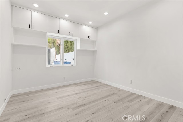 5965 Nora Lynn Drive, Woodland Hills CA: https://media.crmls.org/medias/1af71cdd-4d54-4f74-a8b5-9556a334776c.jpg