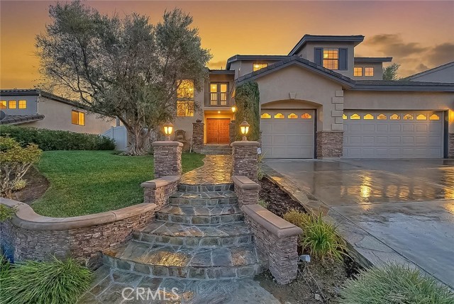 Detail Gallery Image 4 of 66 For 2750 Hidden Hills, Corona,  CA 92882 - 4 Beds | 4 Baths