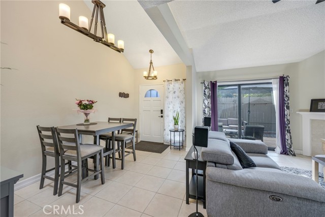 1844 W Falmouth Avenue, Anaheim CA: https://media.crmls.org/medias/1af778f5-0176-477e-9eb7-efa4839c5ba7.jpg