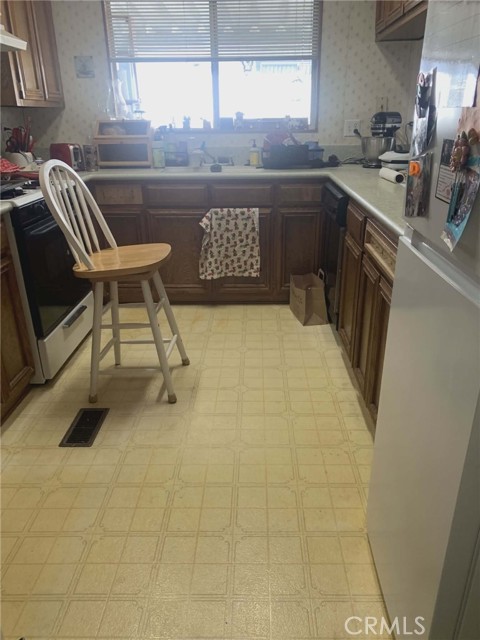 Detail Gallery Image 6 of 15 For 27250 Murrieta Rd #359,  Sun City,  CA 92586 - 2 Beds | 2 Baths