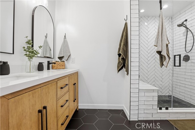 Detail Gallery Image 33 of 47 For 2019 N Hietter, Simi Valley,  CA 93063 - 3 Beds | 3 Baths