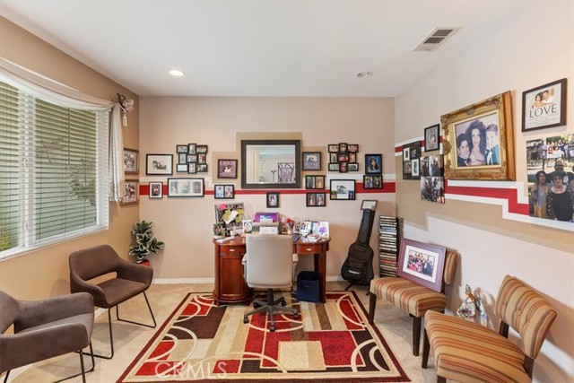 Detail Gallery Image 9 of 44 For 6686 Ashford Mill Ct, Corona,  CA 92880 - 4 Beds | 4 Baths