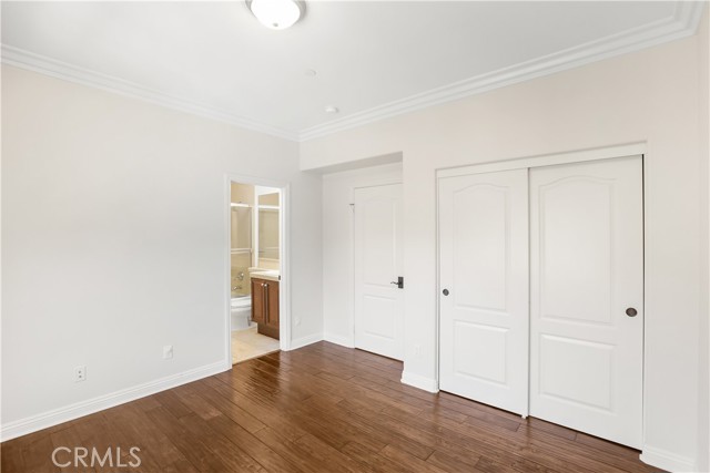 26 Woods Trail, Irvine CA: https://media.crmls.org/medias/1af8c9c4-1ce2-48ea-9293-ffbed03729e8.jpg
