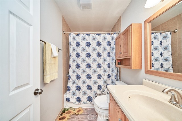 832 Coriander Drive, Torrance CA: https://media.crmls.org/medias/1af9b080-96cf-4b88-b131-cd6fab7f97bf.jpg