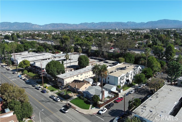Detail Gallery Image 7 of 11 For 7406 Haskell, Van Nuys,  CA 91406 - 3 Beds | 2 Baths