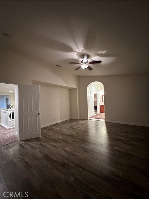 7297 Cobble Creek Drive, Eastvale CA: https://media.crmls.org/medias/1afa6b57-b5cf-462c-9bd7-0a56749bf6dd.jpg